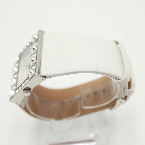 Guess Women Jumbo Crystal Watch 36mm Rectangle Dial White Leather w New Battery - Picture 11 of 15